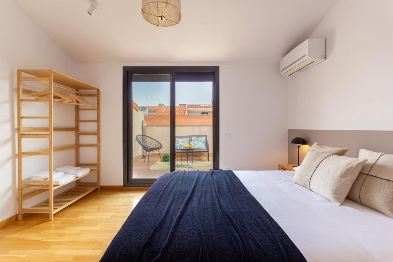 Elegante Duplex En Terrassa, Barcelonaアパートメント エクステリア 写真